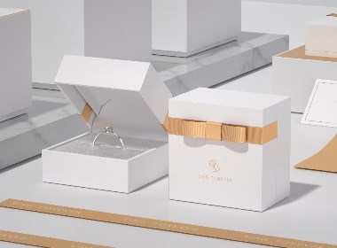 悦颂一生 | 轻奢珠宝品牌包装设计